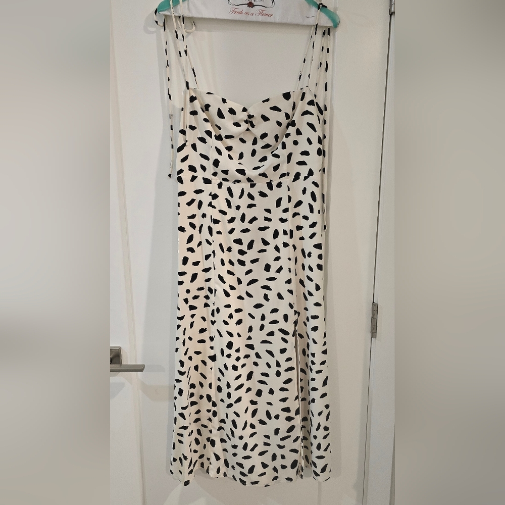 Lulu's Black and White Patterned Maxi Skirt